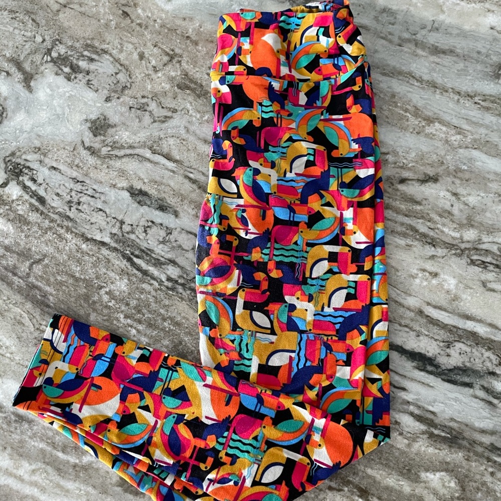 OS Lularoe Tiki Bird Leggings